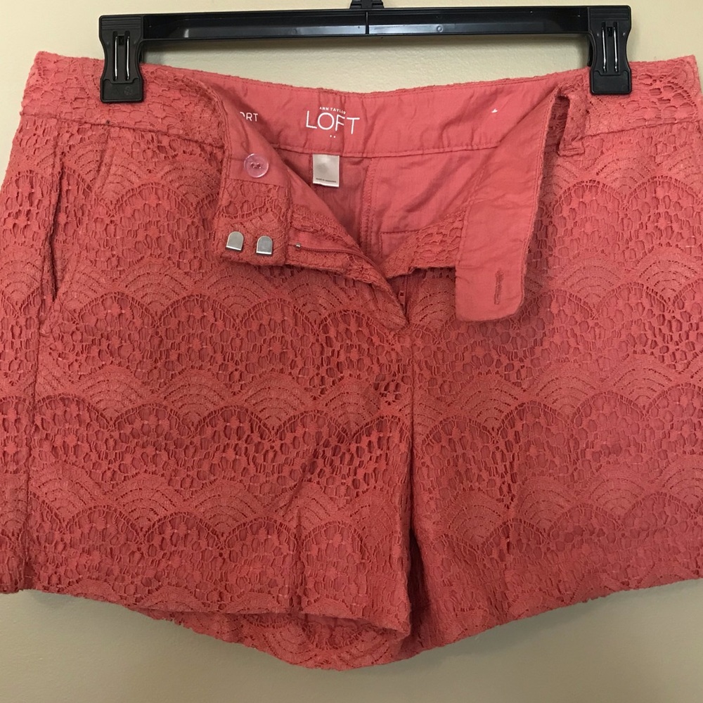 4” Ann Taylor Loft Short Sz 10